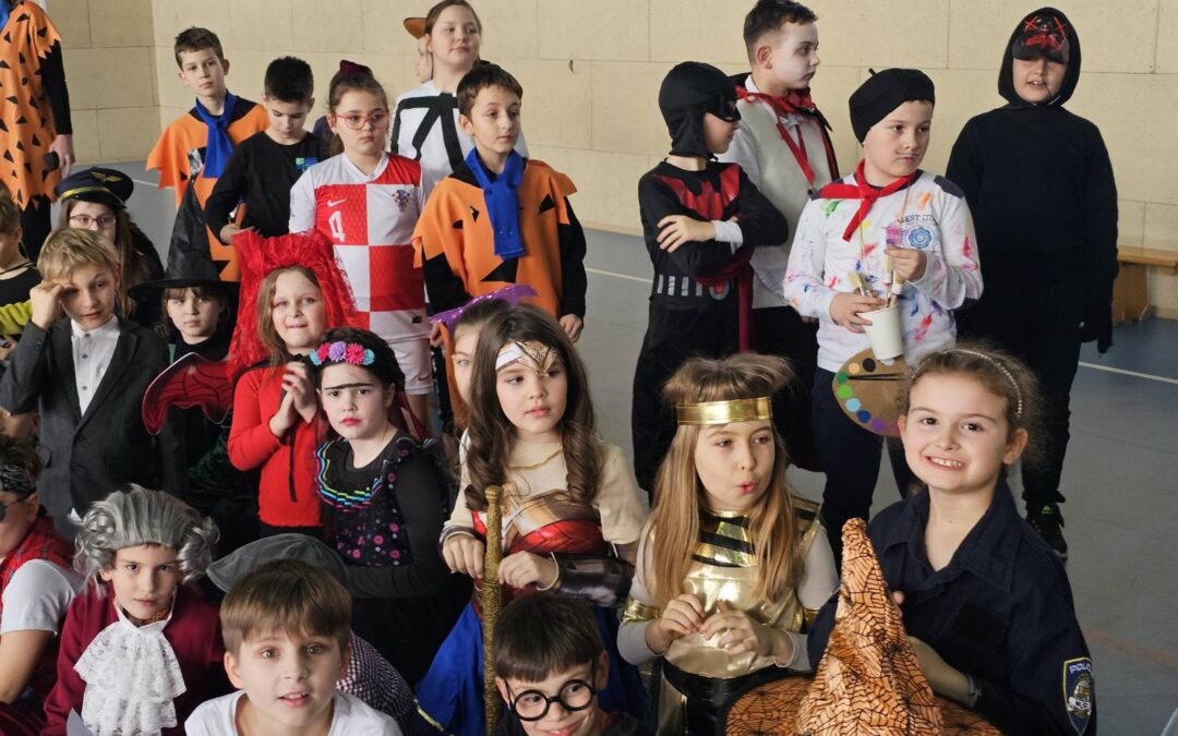 Tradicionalni maskenbal u razrednoj nastavi